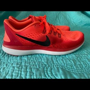 Nike Flex Run